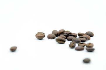 Fototapeta na wymiar Coffee beans isolated on white background. Copy space