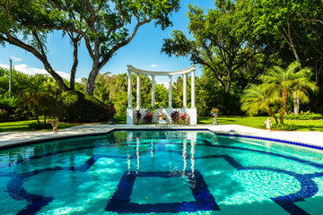 Luxury Swimming Pool