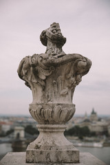Fototapeta na wymiar fountain in Budapest, hungary