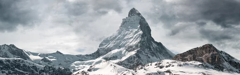 Photo sur Plexiglas Alpes vue panoramique sur le majestueux mont Cervin, Valais, Suisse