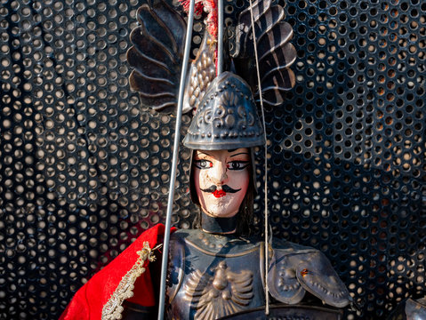 Portrait of a famous character of the puppets. Created by a master puparo still present. It derives from the tradition of puppets that has been handed down from generation to generation.