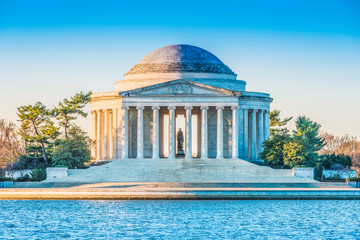Jefferson Memorial at sunrise, located in Washington DC, USA. - obrazy, fototapety, plakaty