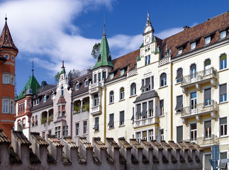 Obraz premium Südtirol Bozen Sparkassenstrasse 0311.2