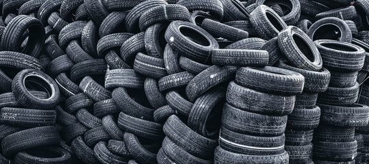 pile of used car tires © Roberto Sorin