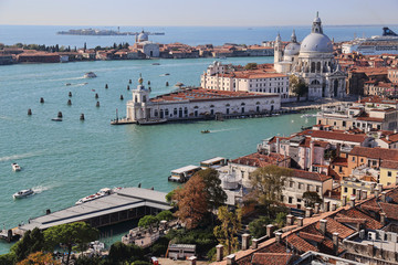 Fototapeta na wymiar Cityscape of Venice, Italy, from the San Marco clock tower