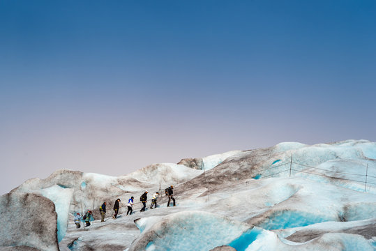 Auf dem Jostedalsbreen, dem gr&ouml;&szlig;ter Festlandsgletscher Europas