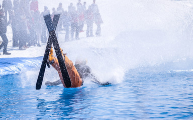 People are doing Pond skim