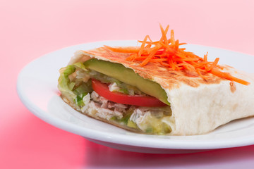 Salad with tomato mixed bun design,