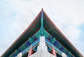Fototapeta na wymiar Arch of the Eaves of Confucius Temple in Suixi County, Guangdong Province