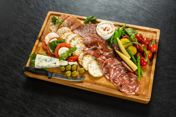 チーズ&ワイン&ハムのオードブル　Ham and cheese and wine