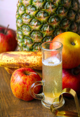 Smoothie  und früchte