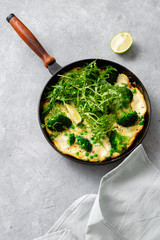 Broccoli frittata frying pan top view