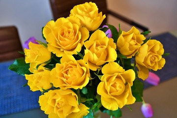 bouquet of yellow roses