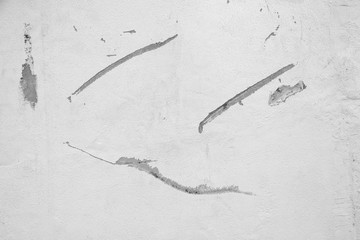 old white wall with crack