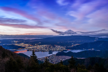 冬の富士山、日本の絶景、霊峰富士、新道峠のパノラマ