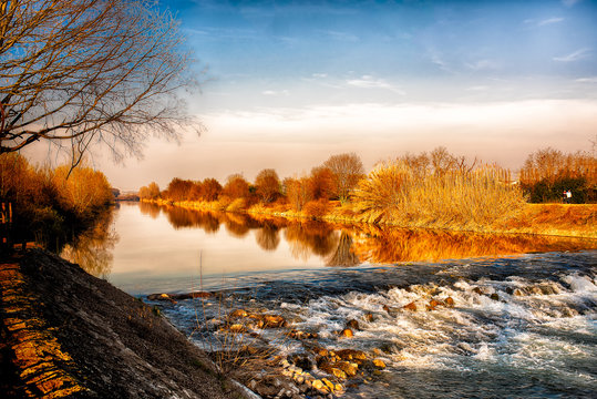 Volta Mantovana - River