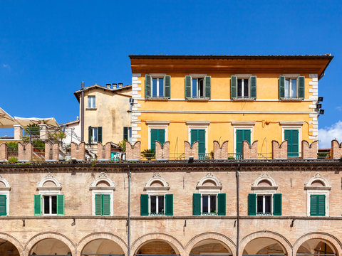 Ascoli 画像 - 参照 1,564 Stock 写真、ベクターおよびビデオ | Adobe Stock