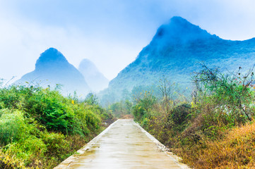 Mountain trail scenery 