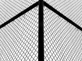 steel wire mesh that is used to produce a mesh manner. Take advantage of the security, the better. For example, used to make fence