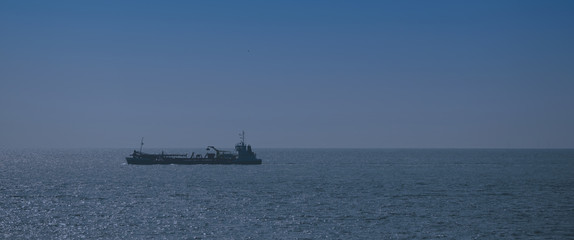 Frachtschiff auf hoher See