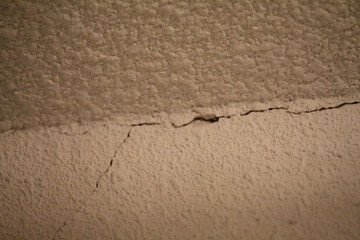 Wall Crack