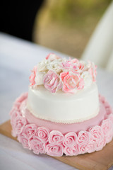 Obraz na płótnie Canvas Delicious tasty wedding cake detail