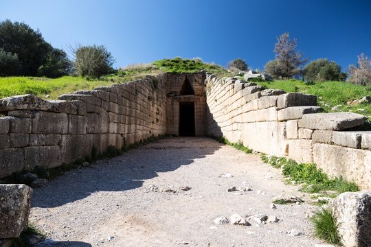 The Treasury of Atreus or Tomb of Agamemnon. A large tholos or beehive tomb on Panagitsa Hill at Mycenae, Greece.