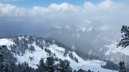 Fototapeta na wymiar Skiregion Hochoetz in Austria