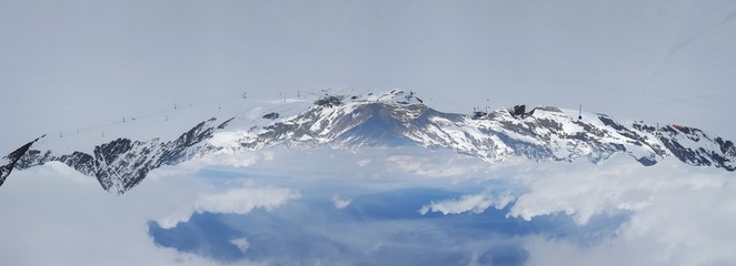 Fototapeta na wymiar Skiregion near Stubai in Austria