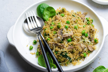 Quinoa with Green Peas, Spinach and Mushroom, Vegetarian Meal