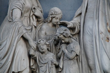 Fototapeta na wymiar Edinburgh | Kirchenstatuen