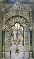 Fototapeta na wymiar Altar of the Holy Cross in Zagreb cathedral 