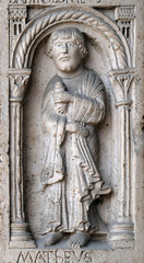 Saint Matthew the apostle, bass relief by followers of Wiligelmo, Princes’ Gate, Modena Cathedral, Italy 