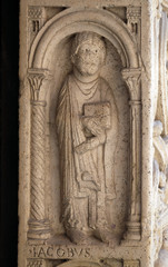 Saint James the Less the apostle, bass relief by followers of Wiligelmo, Princes’ Gate, Modena Cathedral, Italy 