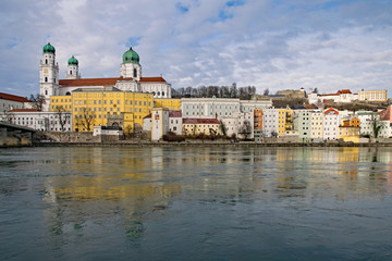 Blick über die Inn in Passau, Niederbayern, Bayern, Deutschland