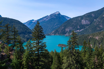 Fototapeta na wymiar Diablo Lake in the North Cascades National Park