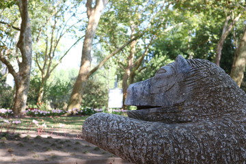 Statue