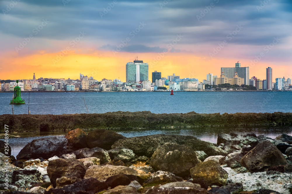 Wall mural The city of Havana at sunset