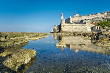 Fototapeta na wymiar El Morro lighthouse and castle in Havana