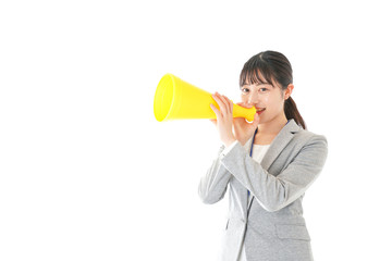 叫ぶ若いビジネスウーマン