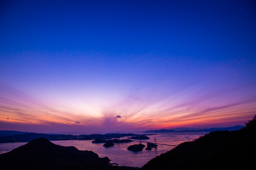夕暮れのしまなみ