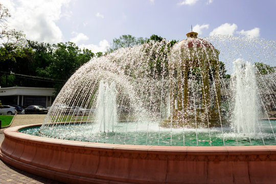 big beautiful fountain on a bright sunny day