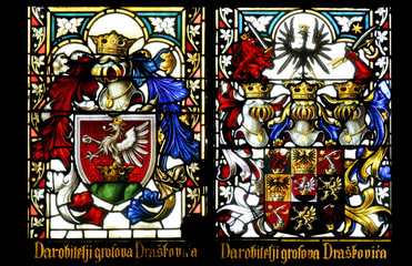 Fototapeta na wymiar Coat of arms of the Counts Draskovic, stained glass in Zagreb cathedral 
