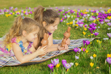  Easter holidays, family holidays, joy and spring concept.