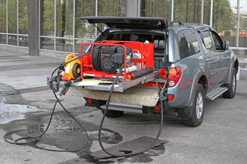 Mounted Pressure Washer