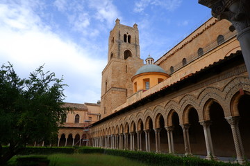 Obraz premium モンレアーレ大聖堂