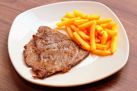 Bistec ternera con patatas