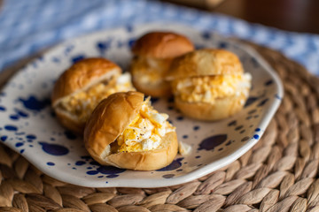 small sandwiches with scrambled eggs