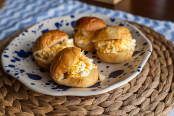 small sandwiches with scrambled eggs