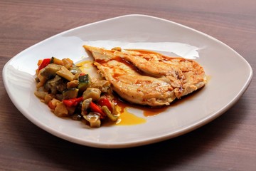 Pechuga de pollo a la plancha con verduras